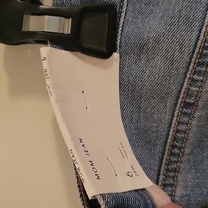 "MOM" Jeans NEW American Eagle Women's AE Ripped Mom Jean Cool Classic